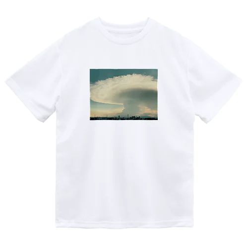 かなとこ雲 Dry T-Shirt