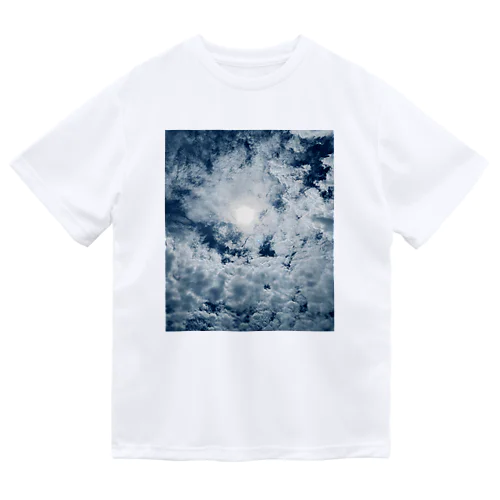 Blue Moon Sky ドライTシャツ