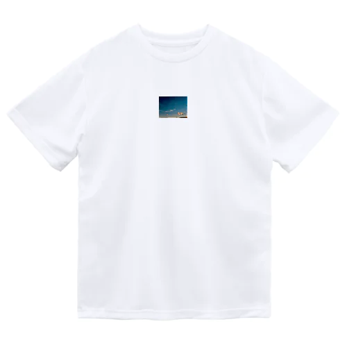 夕焼け空1 Dry T-Shirt