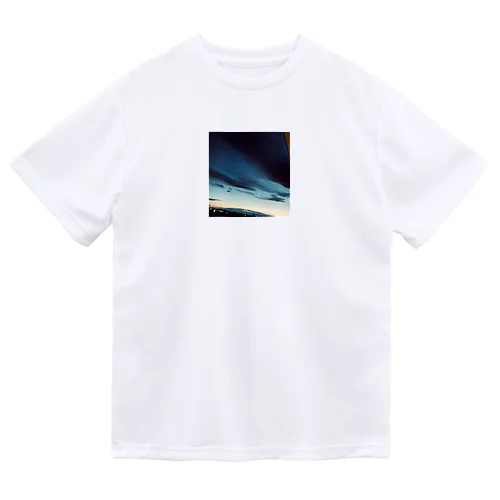 夕焼け空2 Dry T-Shirt