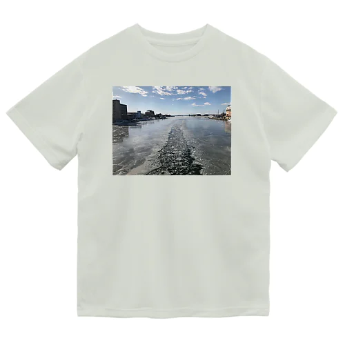 201902111352001　漁船の足跡 Dry T-Shirt