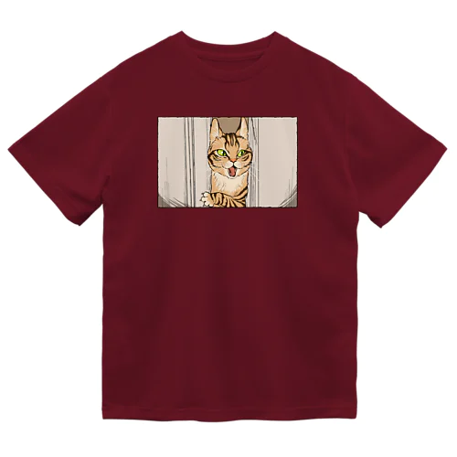 映画のワンシーンのような猫 Dry T-Shirt