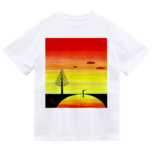 アートとメルヘンと創作の森　ノスタルジック絵画　秋野あかね作 「夕焼け空」 ドライTシャツ