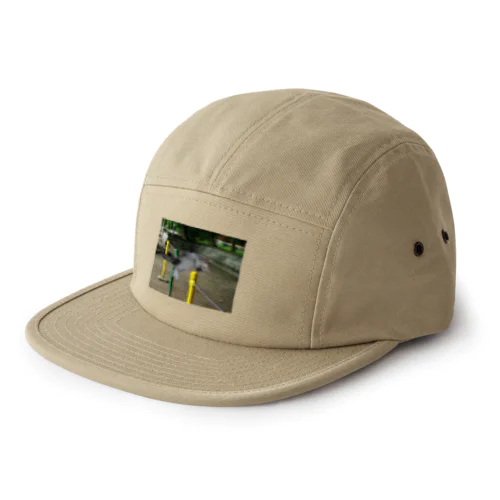 鉄棒で背面跳びするねこ 5 Panel Cap