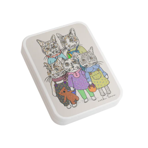 猫’s Flat Tin Case
