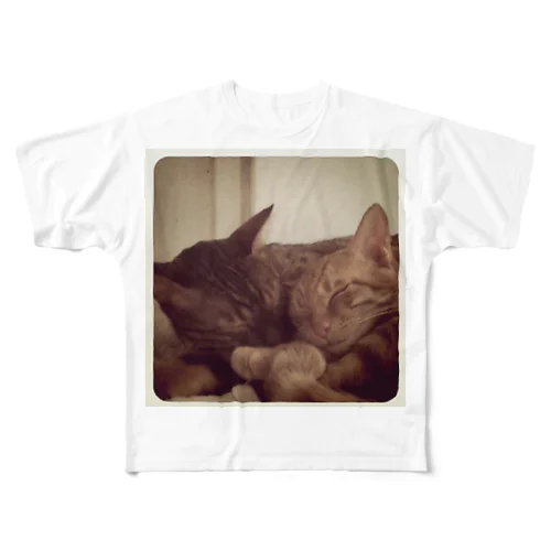おやすみネコちゃん All-Over Print T-Shirt