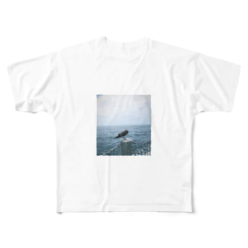 こっちをみつめる鳥さんシリーズ All-Over Print T-Shirt