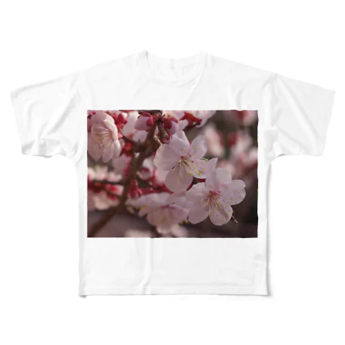 梅　ウメ　Japanese　apricot DATA_P_155　春　spring All-Over Print T-Shirt