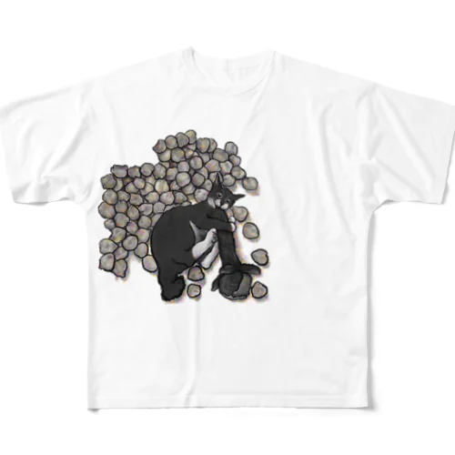 クローブに猫キック All-Over Print T-Shirt