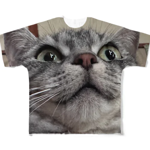 どでかメイちゃん All-Over Print T-Shirt