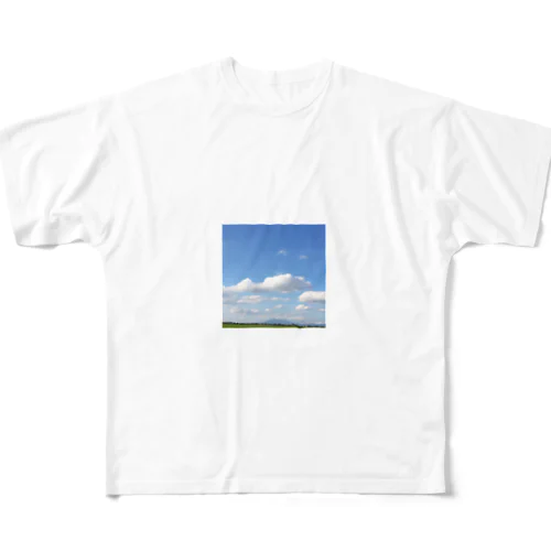 青空のふんわり雲 フルグラフィックTシャツ