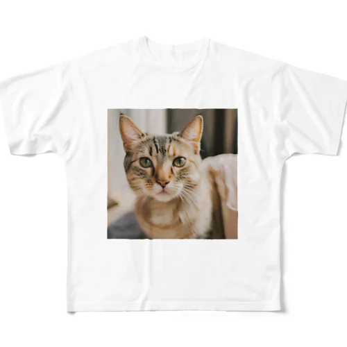 かわいい猫がプリントされたグッズ All-Over Print T-Shirt