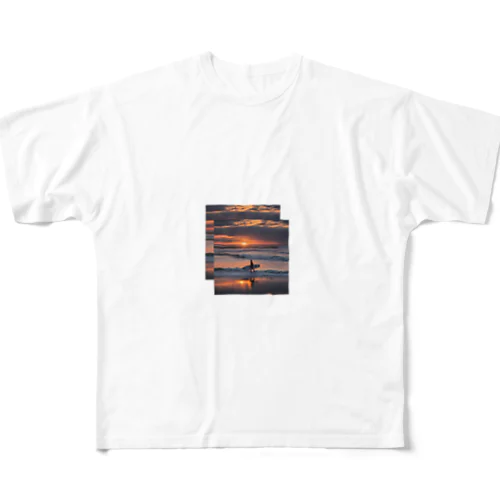夕日とサーファー All-Over Print T-Shirt