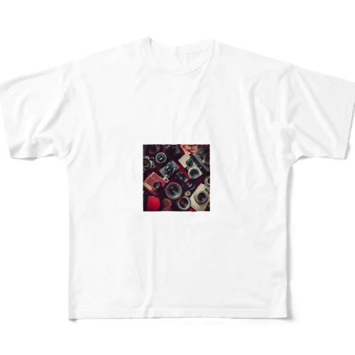 ヴィンテージカメラ All-Over Print T-Shirt