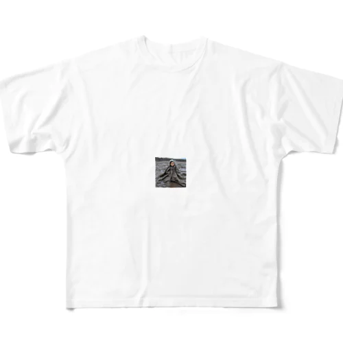 泥遊びをする子ども All-Over Print T-Shirt