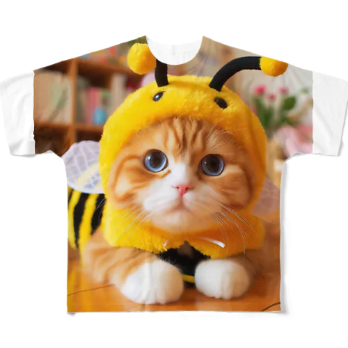 ミツバチ🐝のコスプレをした🐱にゃんこ🐾 All-Over Print T-Shirt