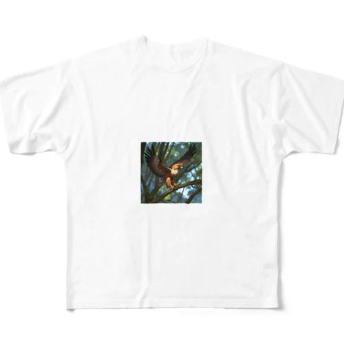 森を探索するタカ All-Over Print T-Shirt