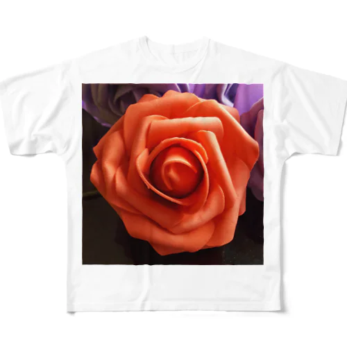 魅力的な赤い薔薇 フルグラフィックTシャツ