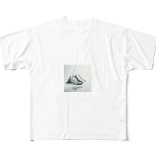 清潔感あふれる白いスニーカー All-Over Print T-Shirt