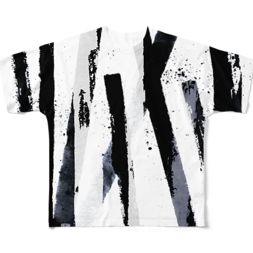 Straight and Even All-Over Print T-Shirt