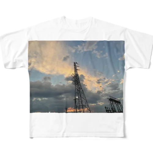 (セール中)Sunset over the tower All-Over Print T-Shirt