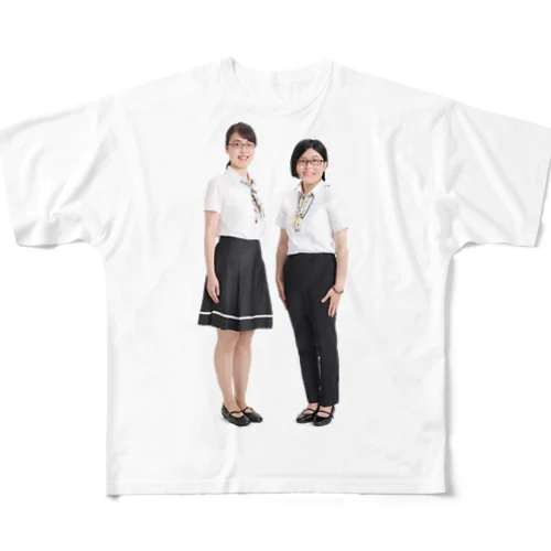 ブラボーの“デカデカ”全身宣材写真Tシャツ All-Over Print T-Shirt