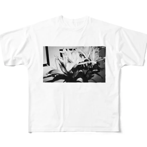ユリさん All-Over Print T-Shirt
