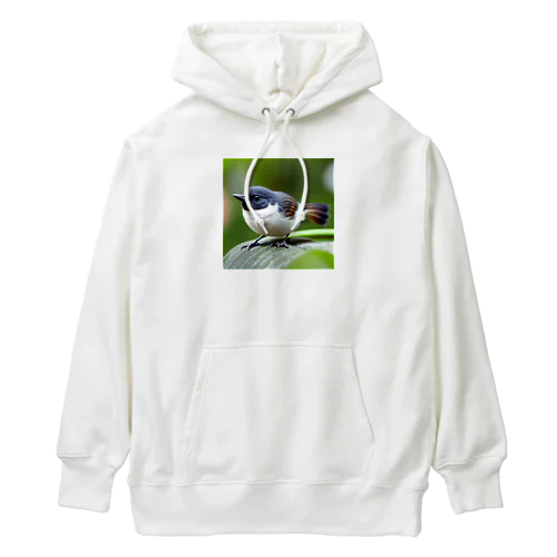 どこかを見つめている小鳥 Heavyweight Hoodie