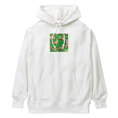 小さな体に大きな魅力。ちわわのアートで心地よい癒しタイム Heavyweight Hoodie