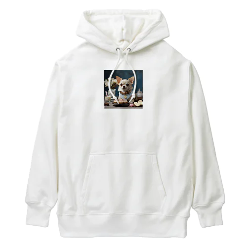 チワワがお澄ましポーズでデザートの前に座ってる🎵 Heavyweight Hoodie