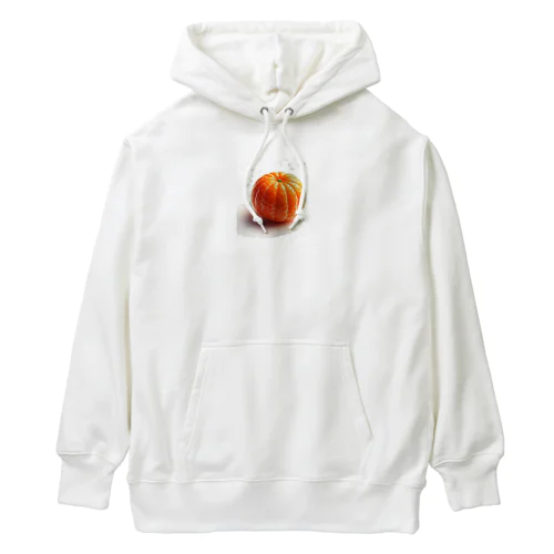 ジューシーで甘い剥いたてみかん Heavyweight Hoodie