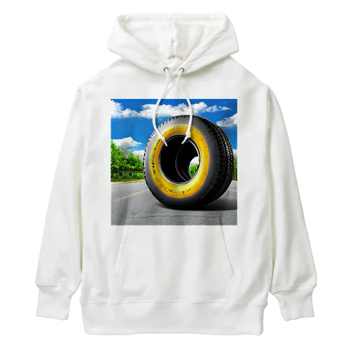 この重そうなタイヤを運べと？ Heavyweight Hoodie