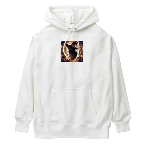 「魔法使いの黒猫」と呼ばれる不思議な存在 Heavyweight Hoodie