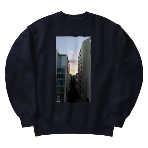 ビルとビルの間から Heavyweight Crew Neck Sweatshirt