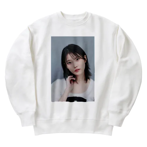 美人 Heavyweight Crew Neck Sweatshirt