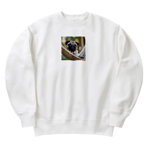 ハンモックを楽しむパグ Heavyweight Crew Neck Sweatshirt