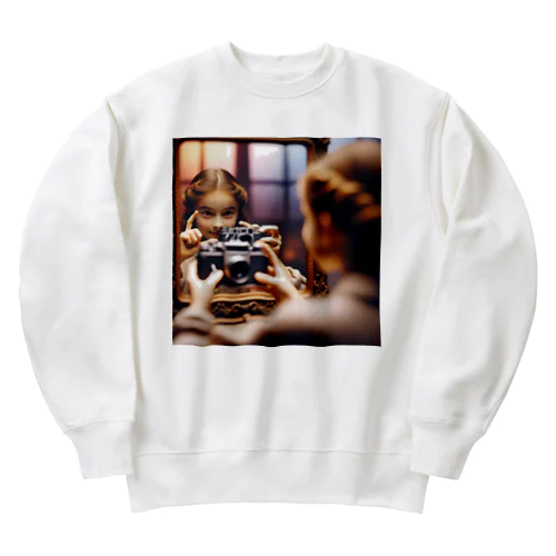 鏡に映ったカメラを構えた女の子 Heavyweight Crew Neck Sweatshirt