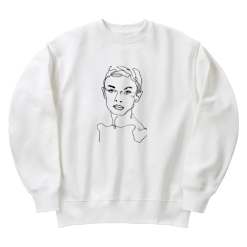 視線に宿る自信と魅力 Heavyweight Crew Neck Sweatshirt