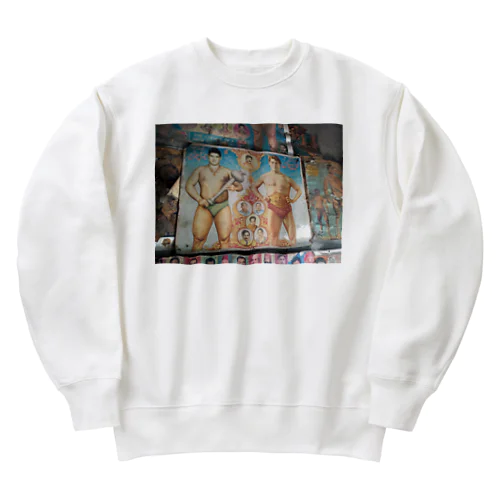 パキスタンのプロレスラーのポスター Heavyweight Crew Neck Sweatshirt