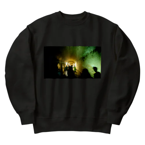 不気味なトンネル - Spooky Tunnel - Heavyweight Crew Neck Sweatshirt