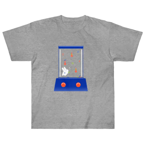 ウォーターゲームにいるうさぎ Heavyweight T-Shirt