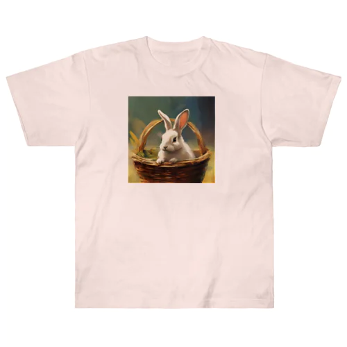 カゴ入りウサギさん Heavyweight T-Shirt