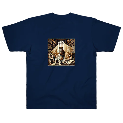 Owl and knowledge Heavyweight T-Shirt