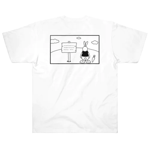 うさぎ　バックプリント　ブラック Heavyweight T-Shirt