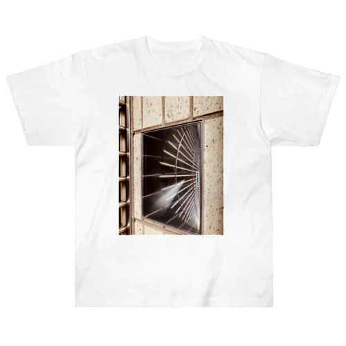 Through the mirror Heavyweight T-Shirt