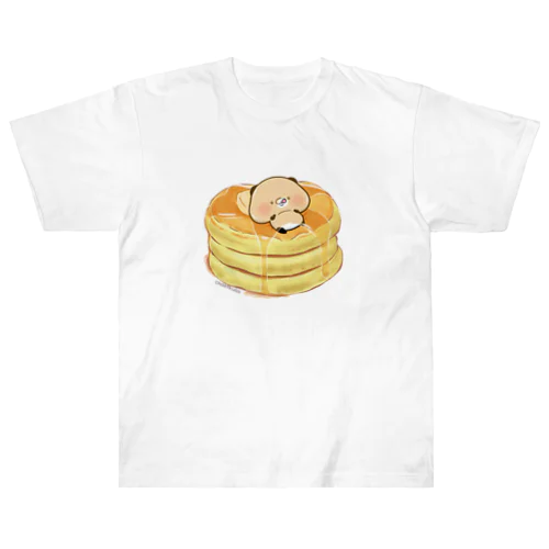 パンケーキの三段ベッドで寝るパンダくん Heavyweight T-Shirt