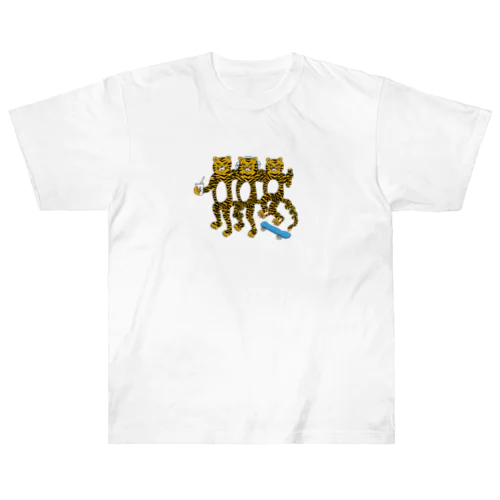 虎男3匹 Heavyweight T-Shirt