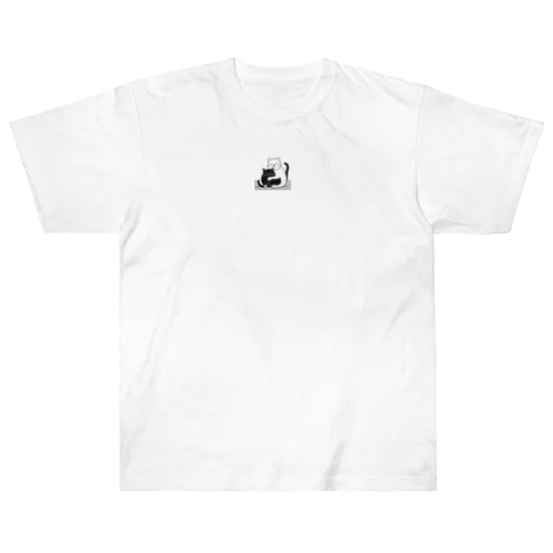 抱き合う猫 Heavyweight T-Shirt