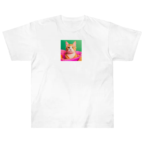 イケイケ猫ちゃん Heavyweight T-Shirt