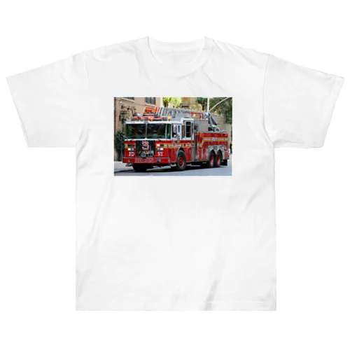 かっこいいはしご車 Heavyweight T-Shirt